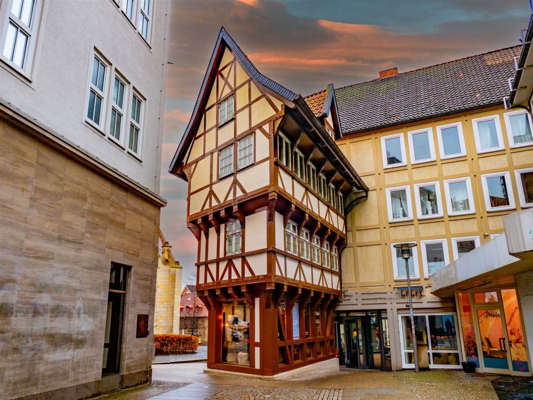 historische bauwerke, deutschland, hildesheim, umgestülpter Zuckerhut