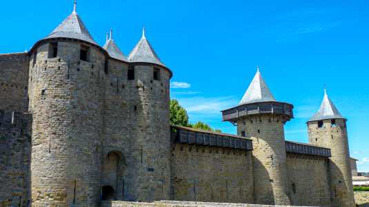 Burgtor der Burg von Carcasonne in Frankreich carcasonne, historische bauwerke, frankreich, burg