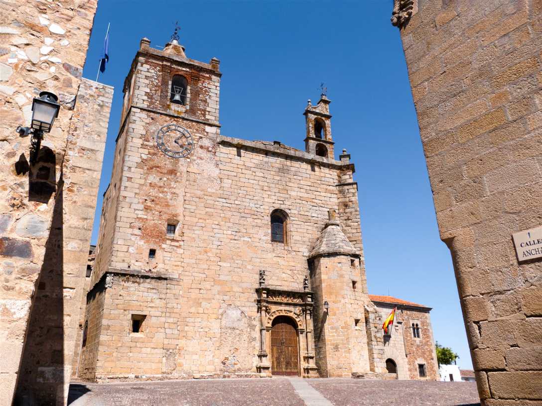 historische bauwerke, spanien, cáceres, kirche san mateo